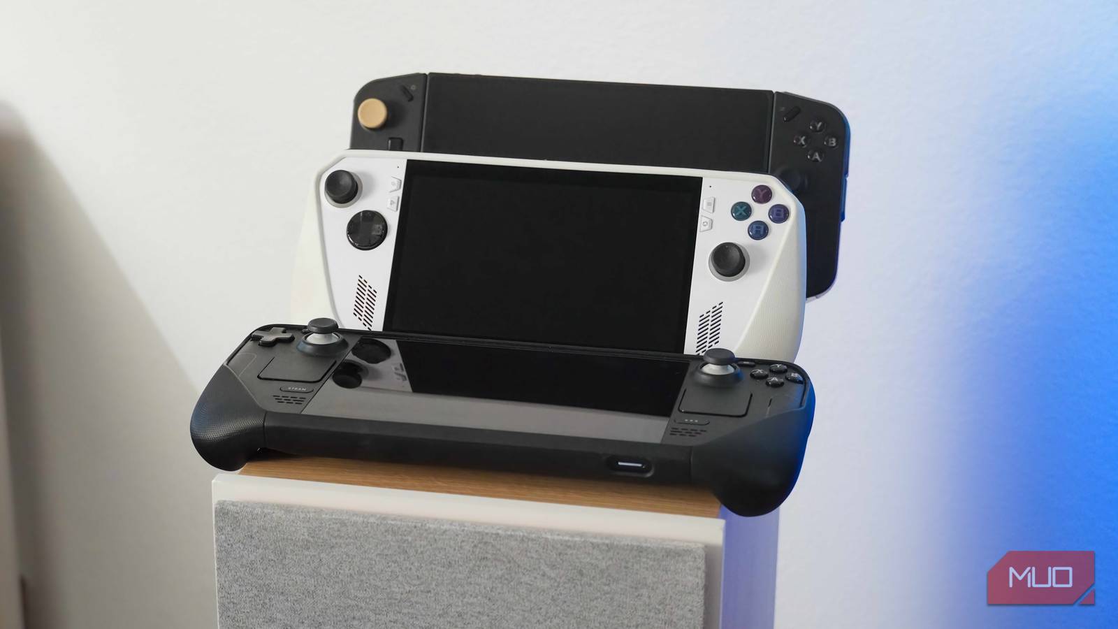 PCゲーミングハンドヘルド3台