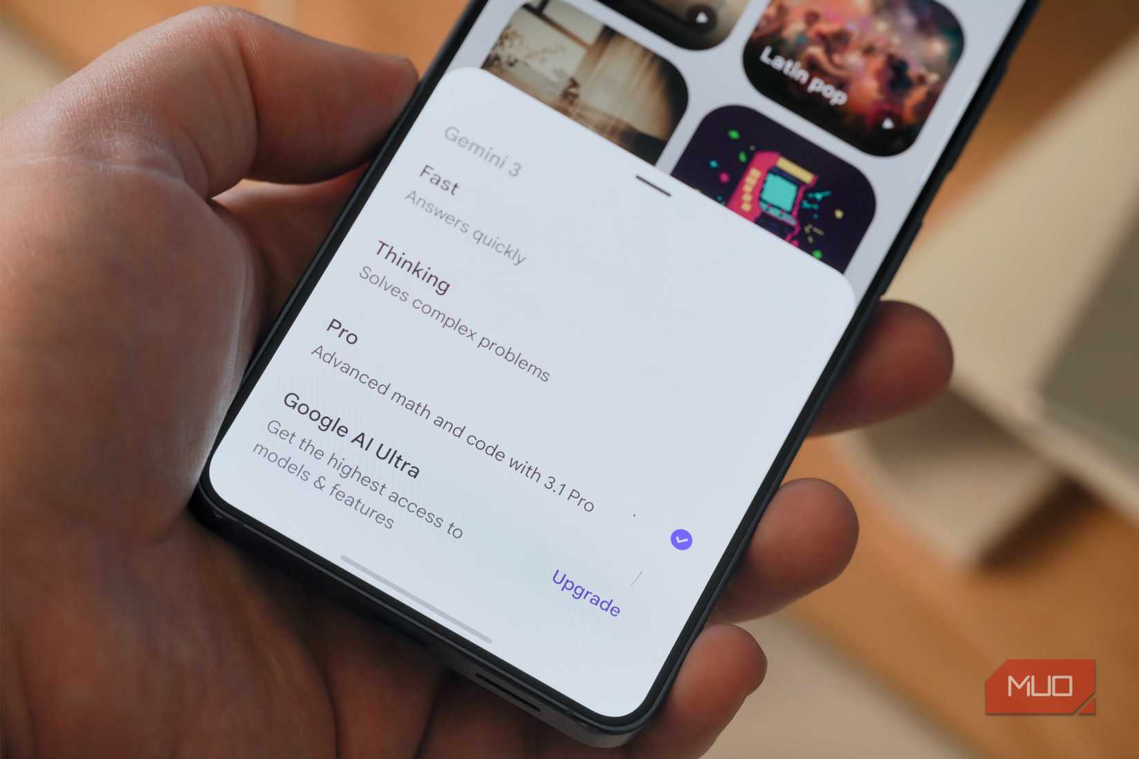 Switching models in the Gemini app.