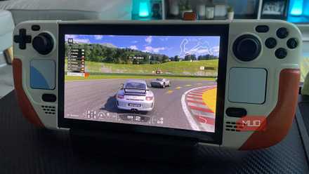 Gran-Turismo 7 streaming on Steam Deck