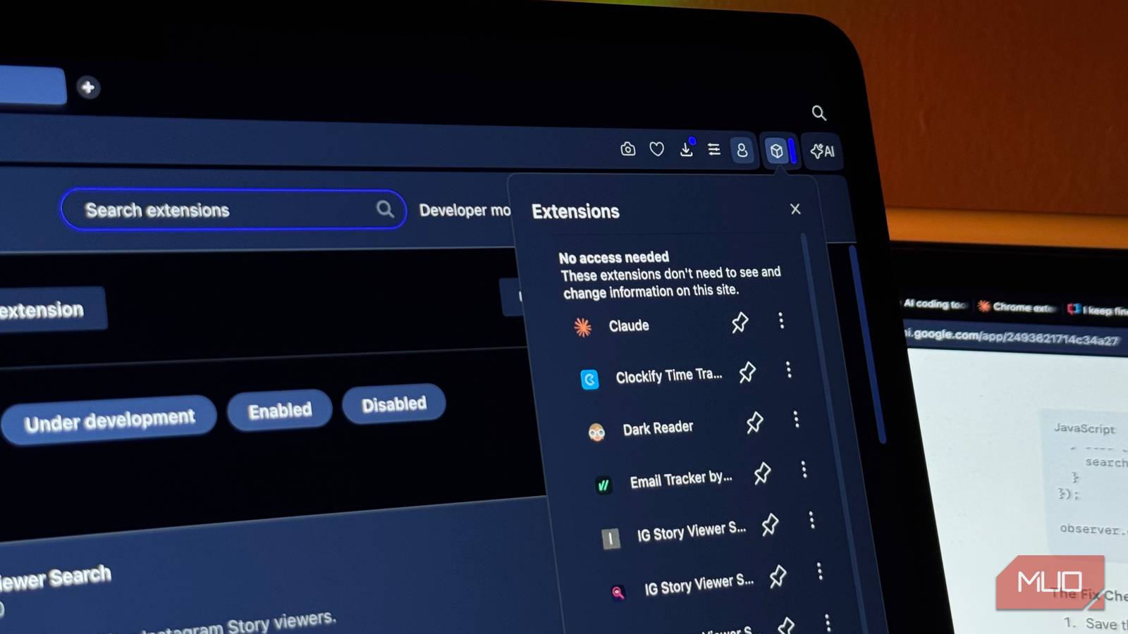 I had Claude, ChatGPT, and Gemini each build the same Chrome extension, and only one actually worked I had Claude, ChatGPT, and Gemini each build the same Chrome extension, and only one actually worked