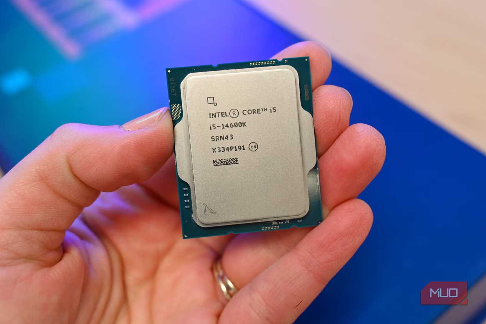 Front of an Intel Core i5 Gen 14 CPU