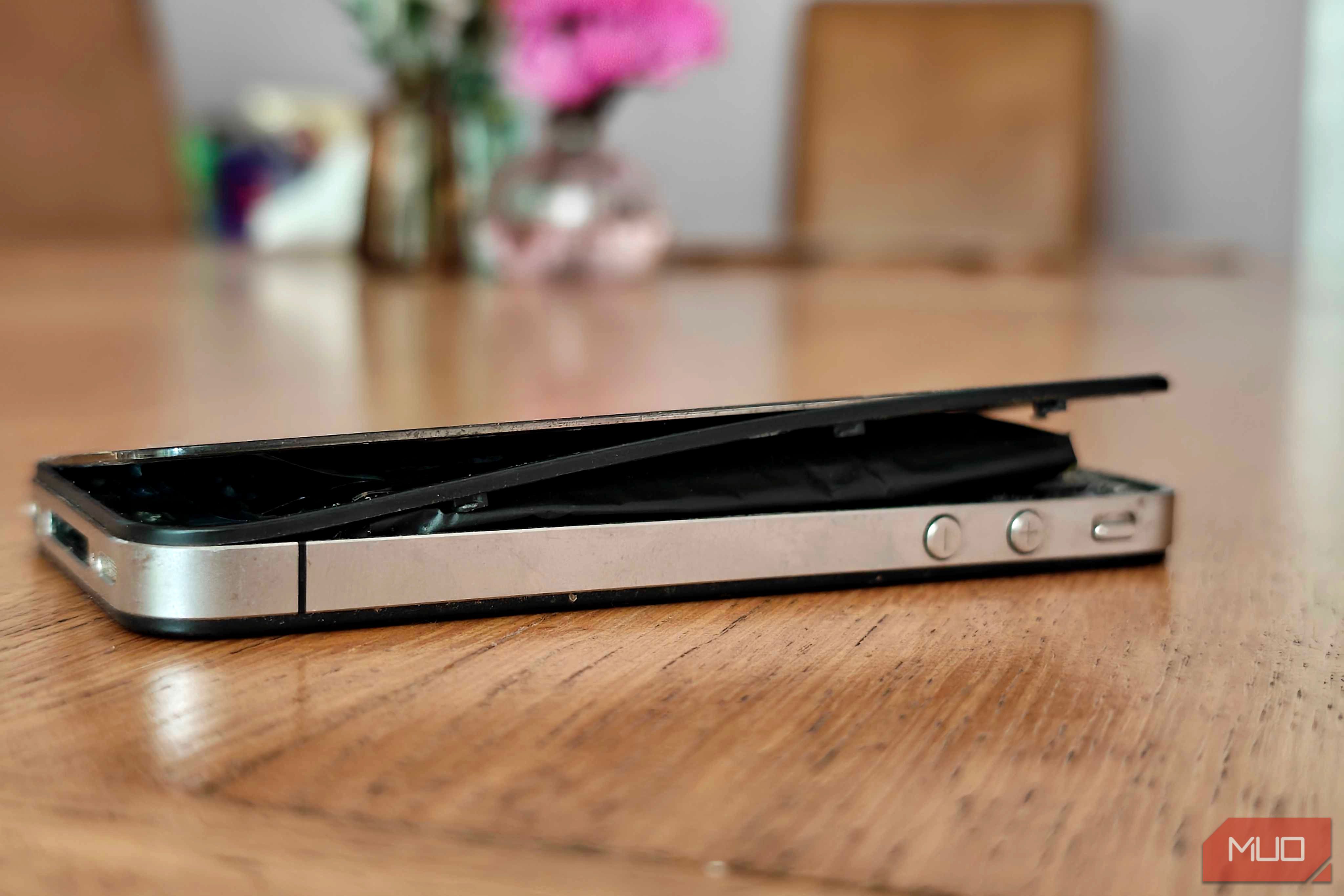 I found a swollen smartphone battery hiding in my parents' house — it was a ticking time bomb