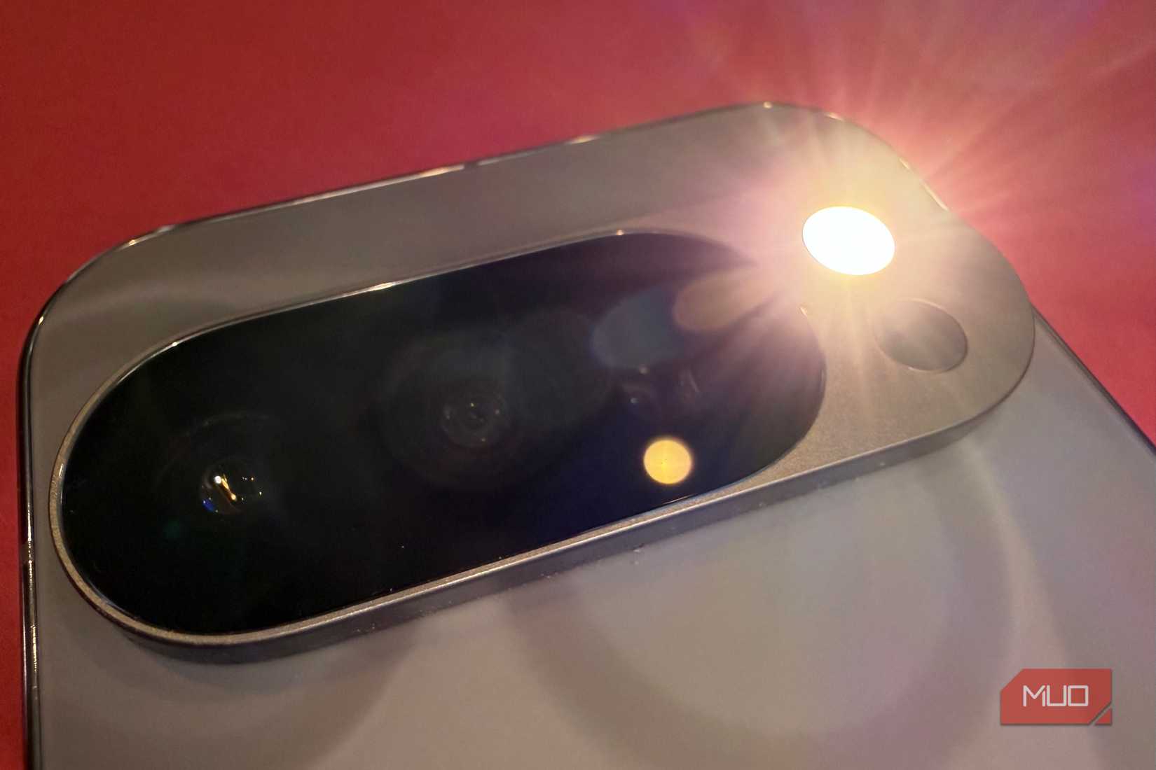 flashlight on pixel 10 pro