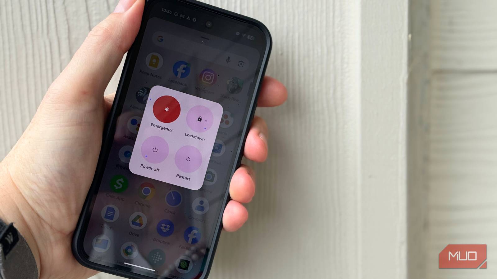 I used Pixel's lockdown mode for a week, and it solves a problem Apple ...