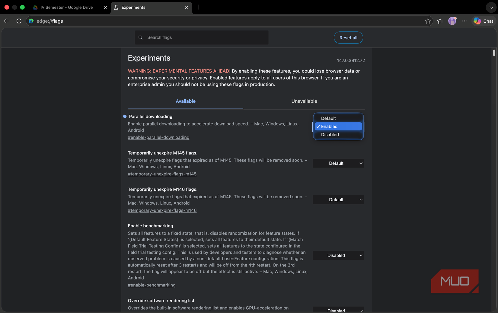 Microsoft EdgeのFlags画面で並列ダウンロードを有効にする様子