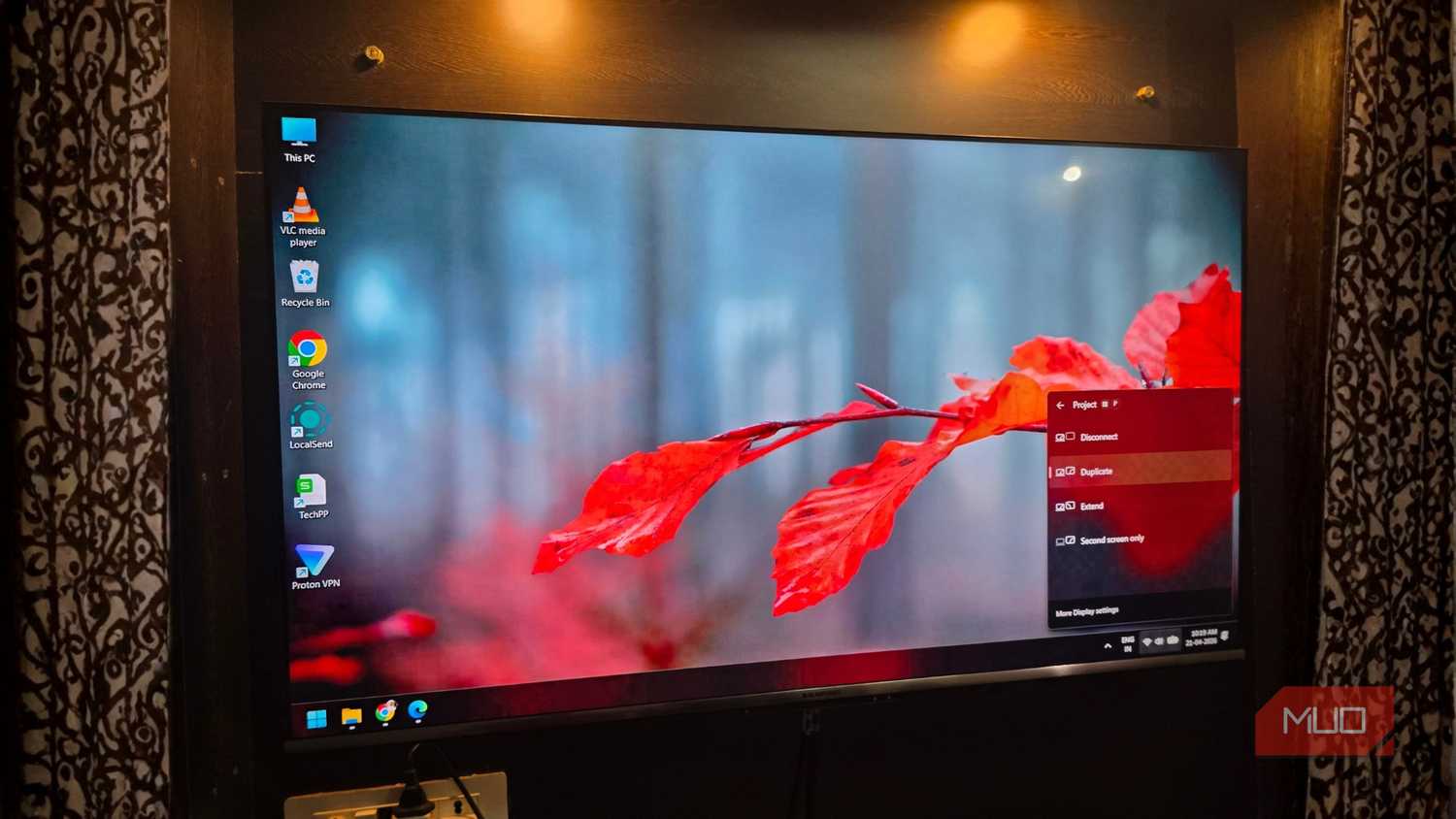 Project Computer To Tv Your Windows PC can already stream to your TV without any extra ...