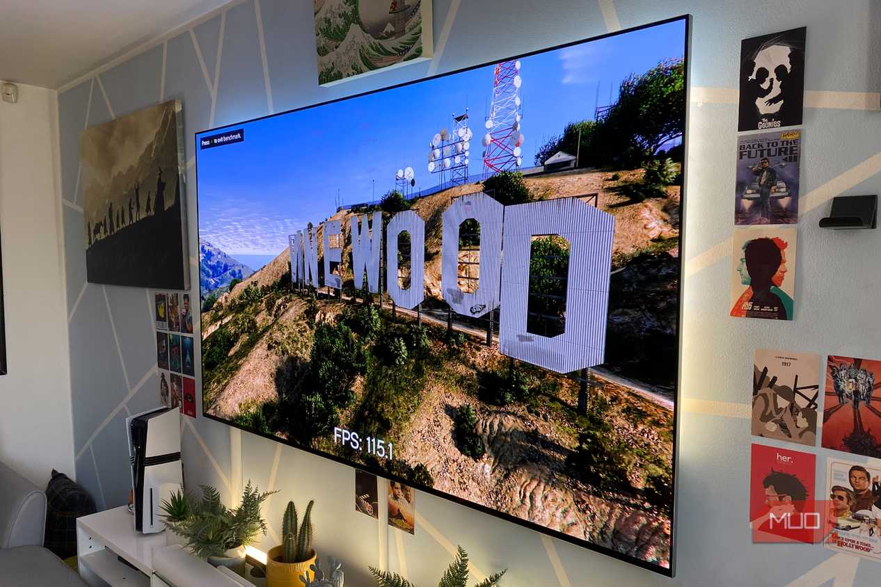 PC benchmarking tools on an LG OLED TV