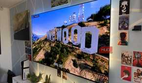 PC benchmarking tools on an LG OLED TV