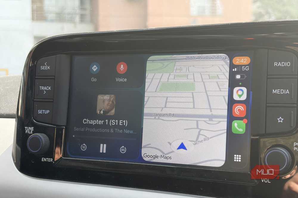 Pocket Casts delivers a cleaner podcast experience on CarPlay