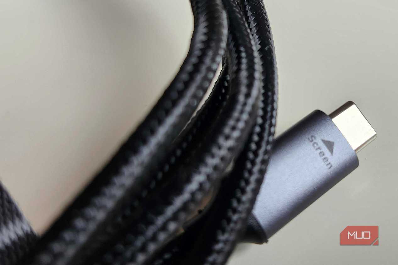 Screen USB C