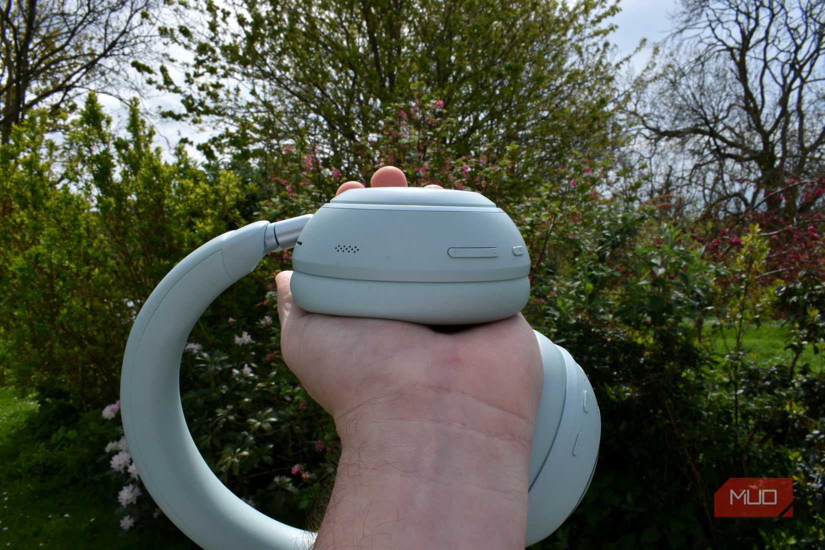 soundcore space 2 headphone ear cushions.