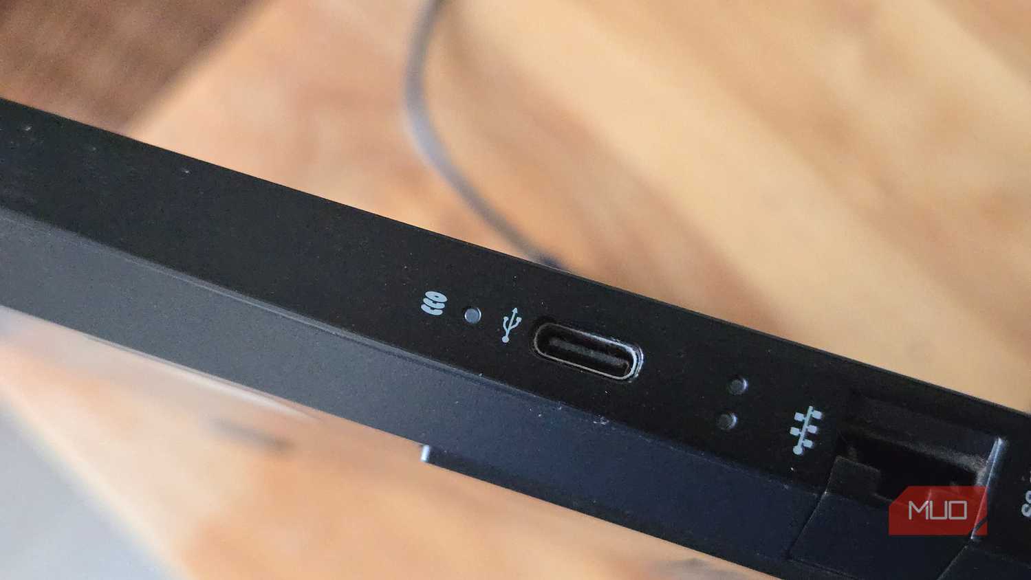 USB-C and Ethernet port on a HP pavillion laptop