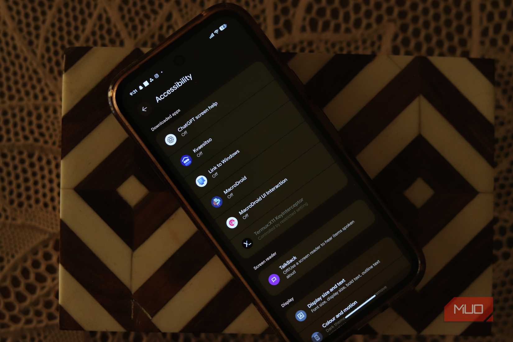 Pixel 9a இல் அணுகல்தன்மை API பயன்பாடுகள்.