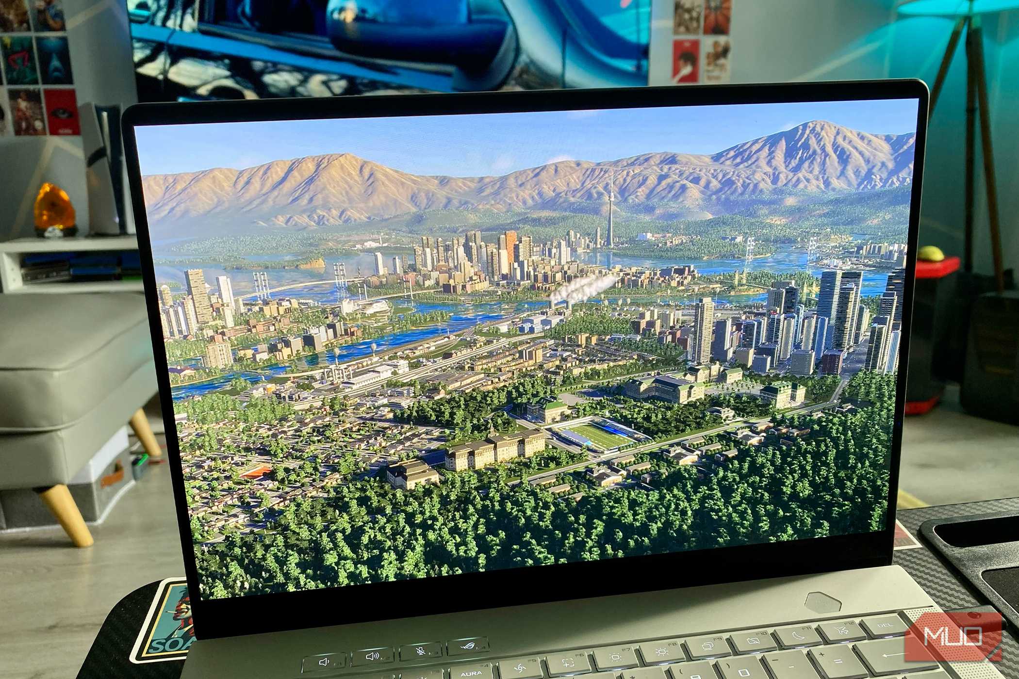 Cities Skylines 2 on an ROG Zephyrus G14 gaming laptop