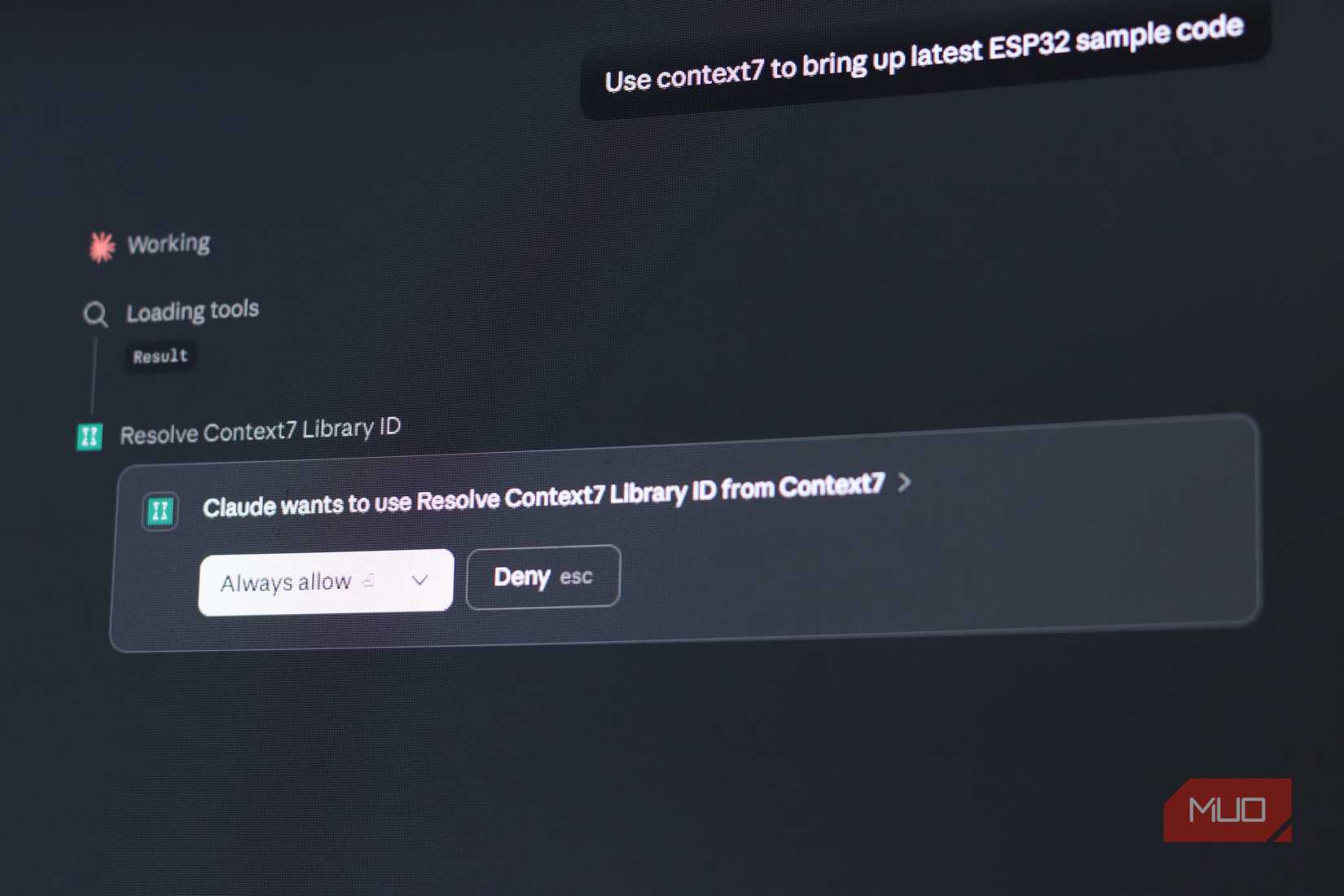 Claude デスクトップはドキュメントに context7 を使用します。