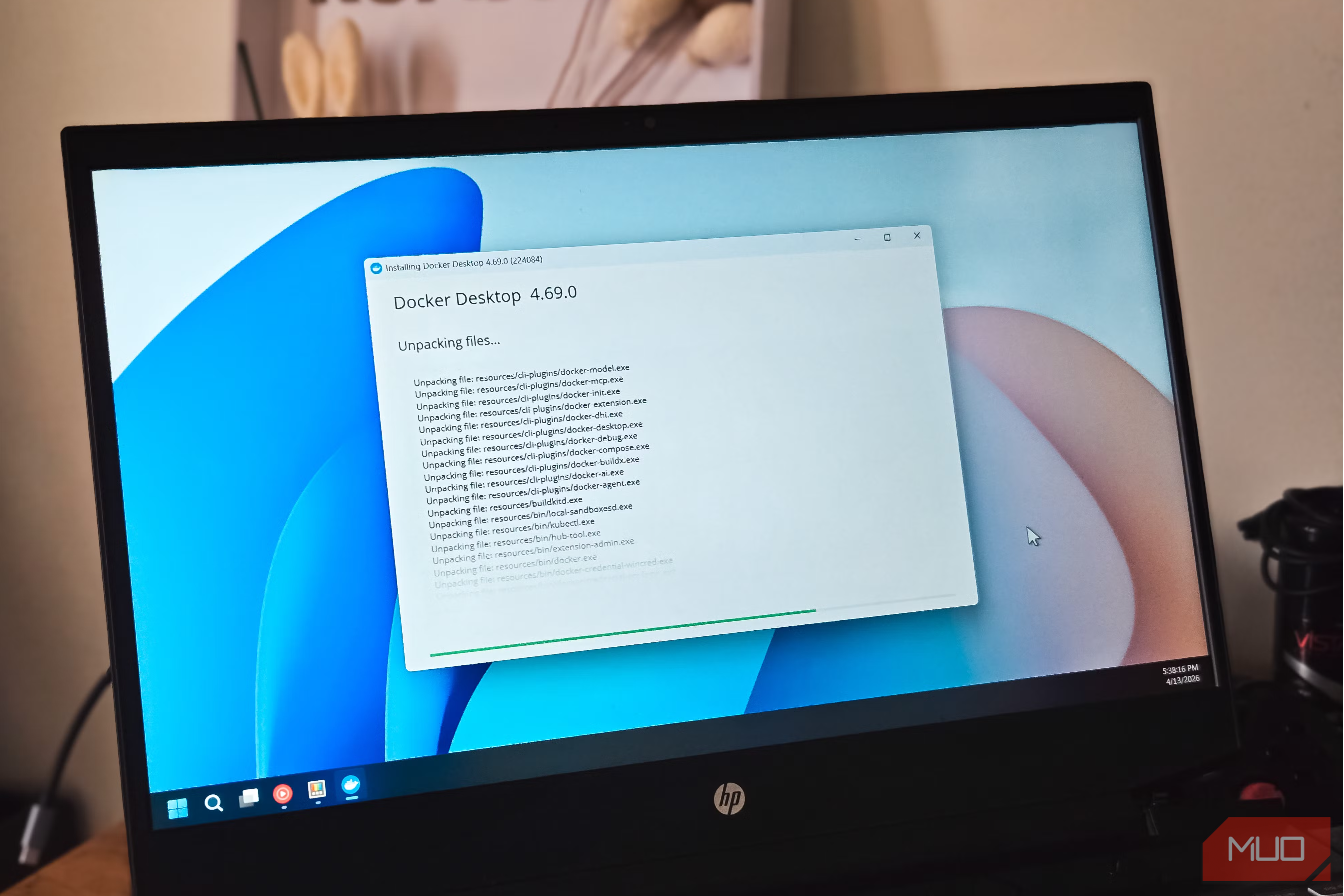 Docker installation wizard on HP Pavillion laptop.