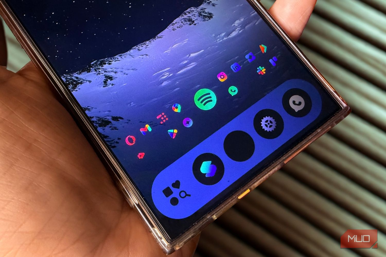 Android Gets a Productivity Boost: Windows-Style Taskbar Mod Challenges Decades-Old Interface
