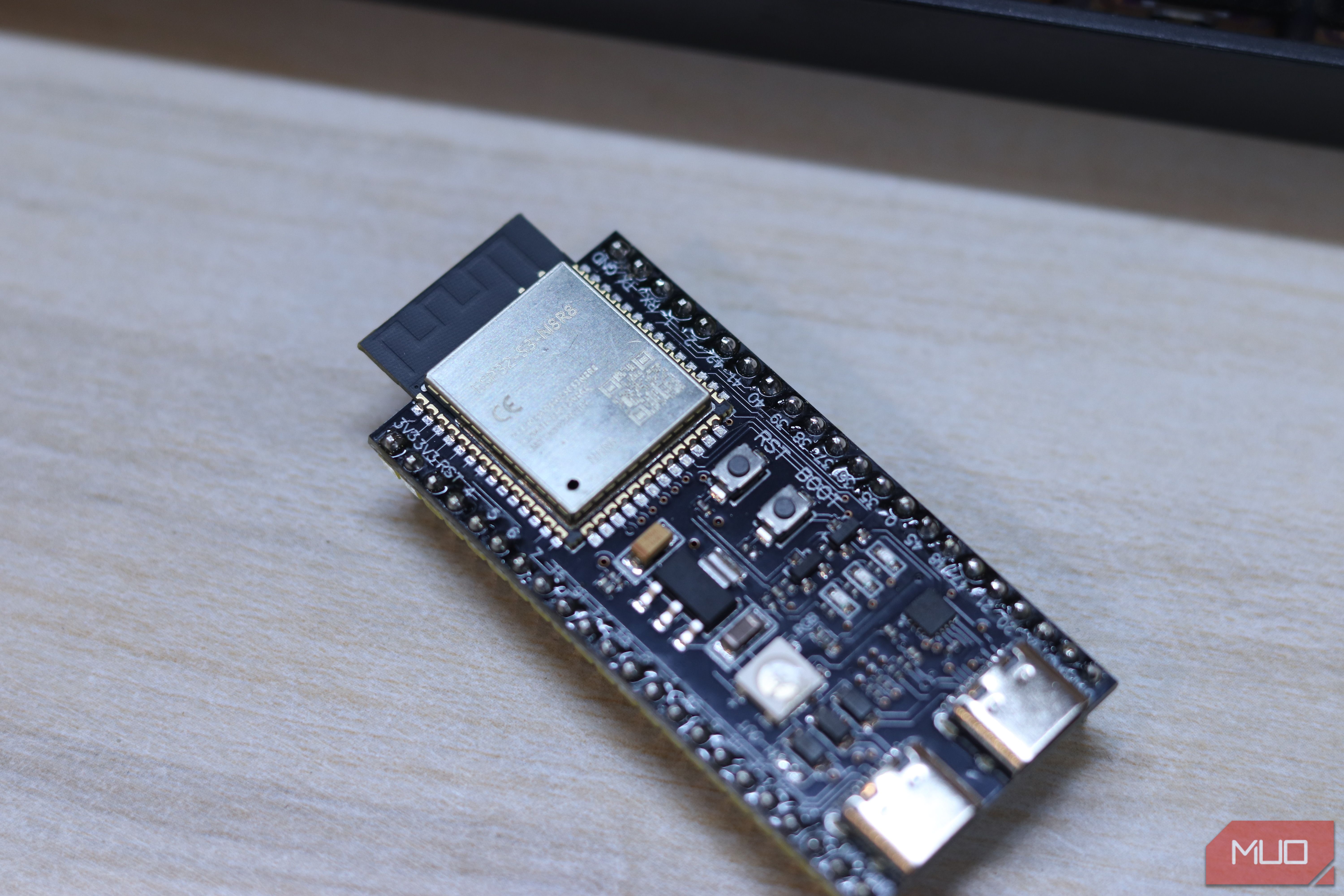 The new ESP32 put Wi-Fi 6 and gigabit ethernet on a chip that used to ...