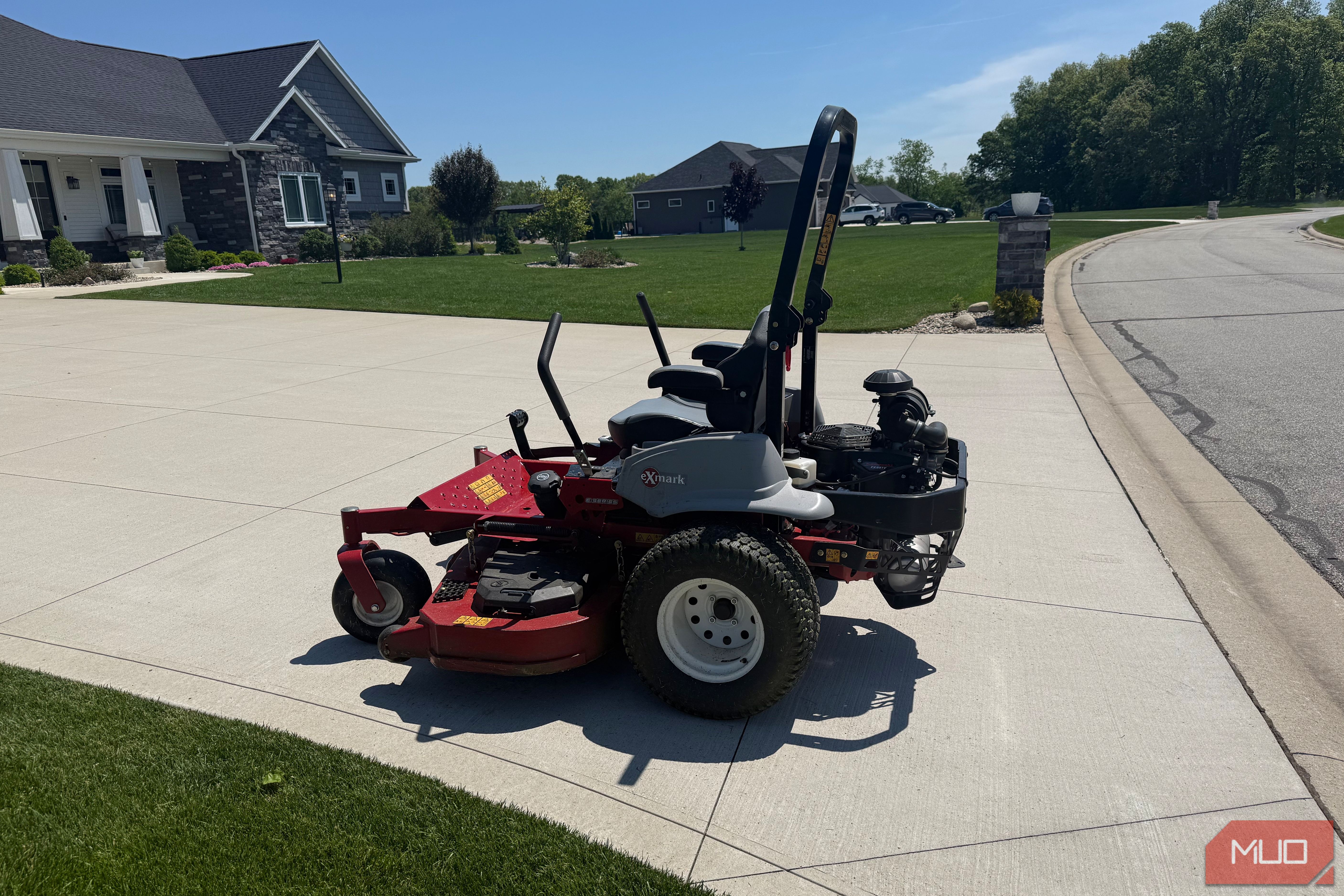 exmark lazer z mower left