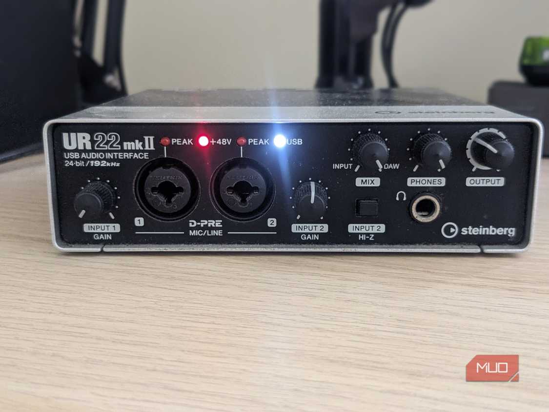 Front view of the Steinberg UR22 mkII interface