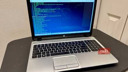 HP laptop running Zorin OS and Terminal