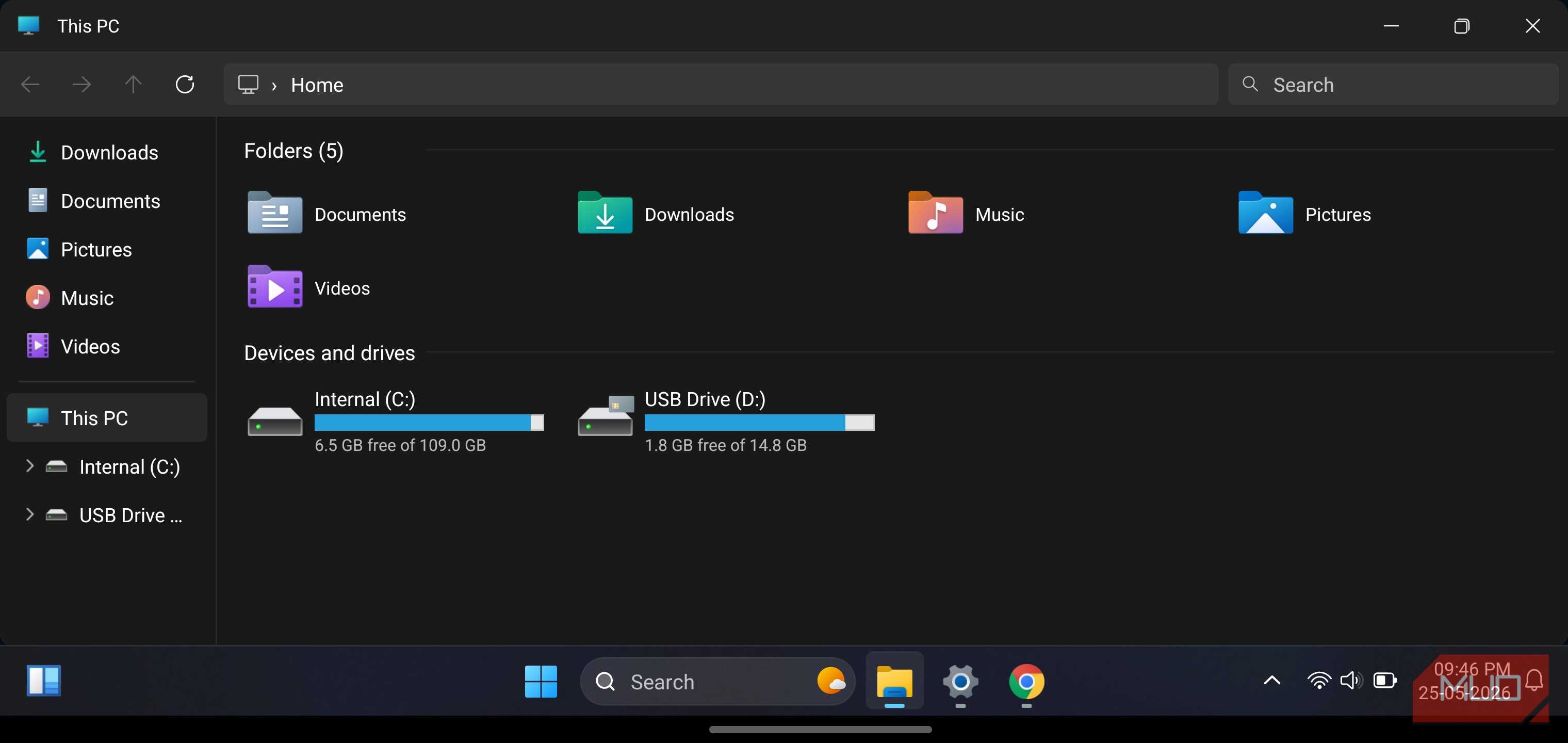 HyperDroid launcher displaying a This PC file explorer window.