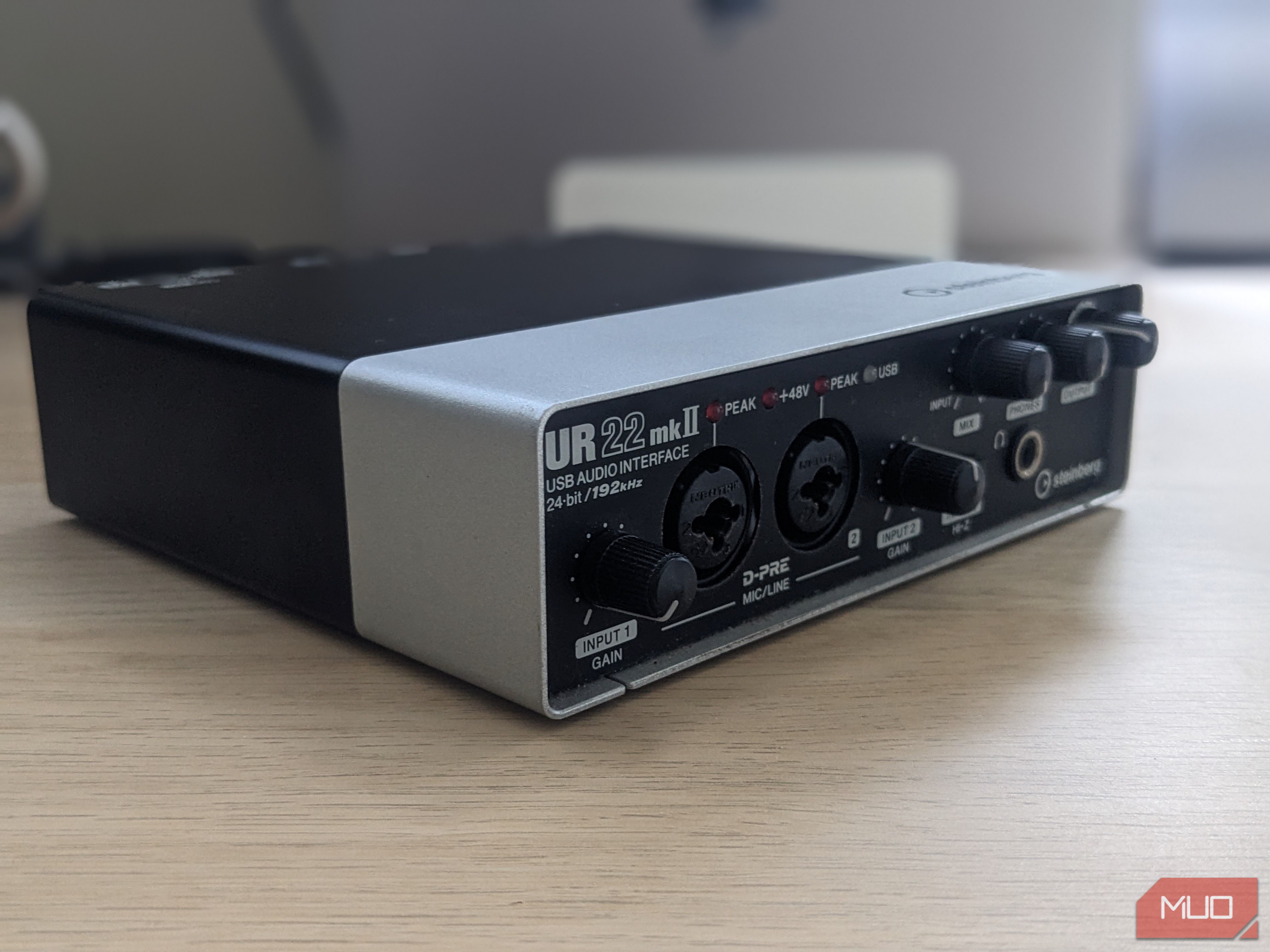 Left side view of the Steinberg UR22 mkII interface 