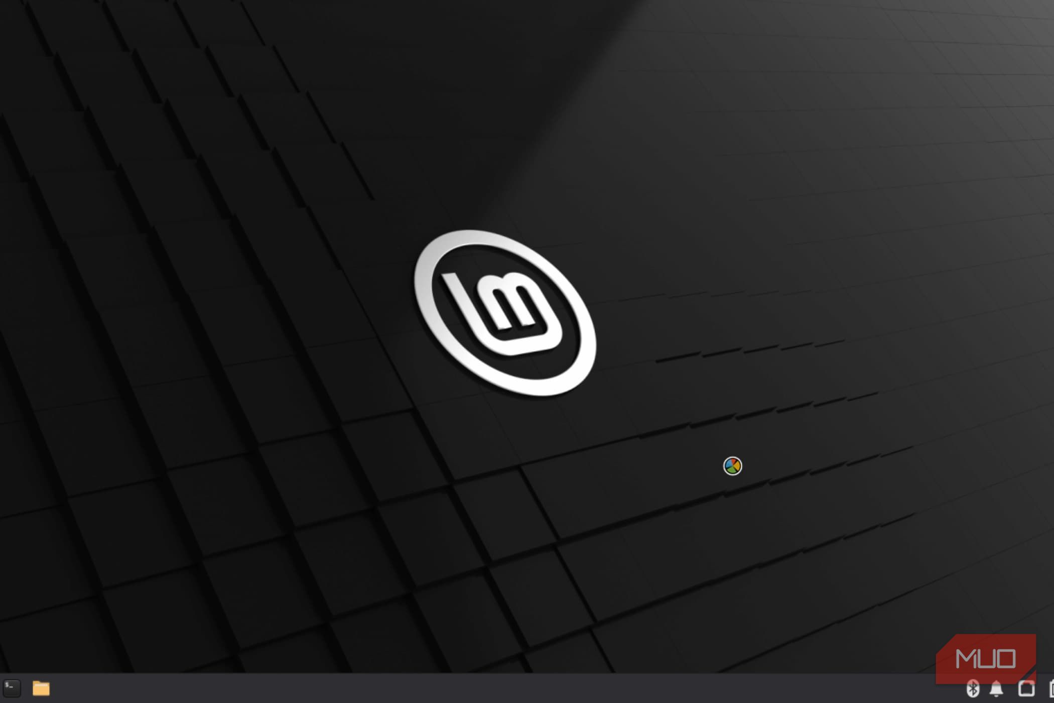 I tried 4 lightweight Linux distros on a 4GB laptop, and one surprised me