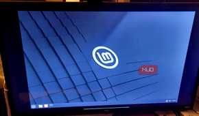 Linux Mint running on a TV screen monitor