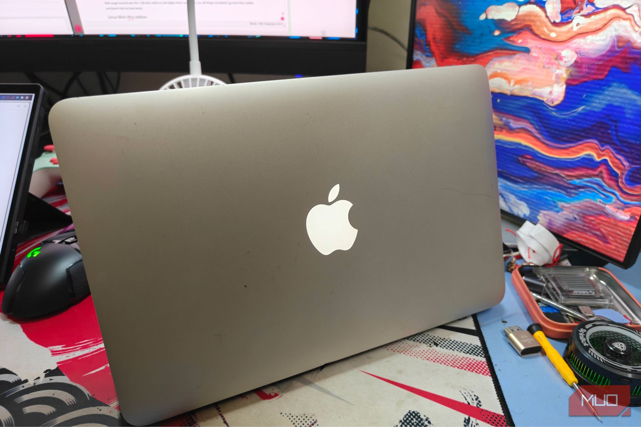 Reviving an Old Laptop: Which Lightweight Linux Distro Shines on 4GB RAM?