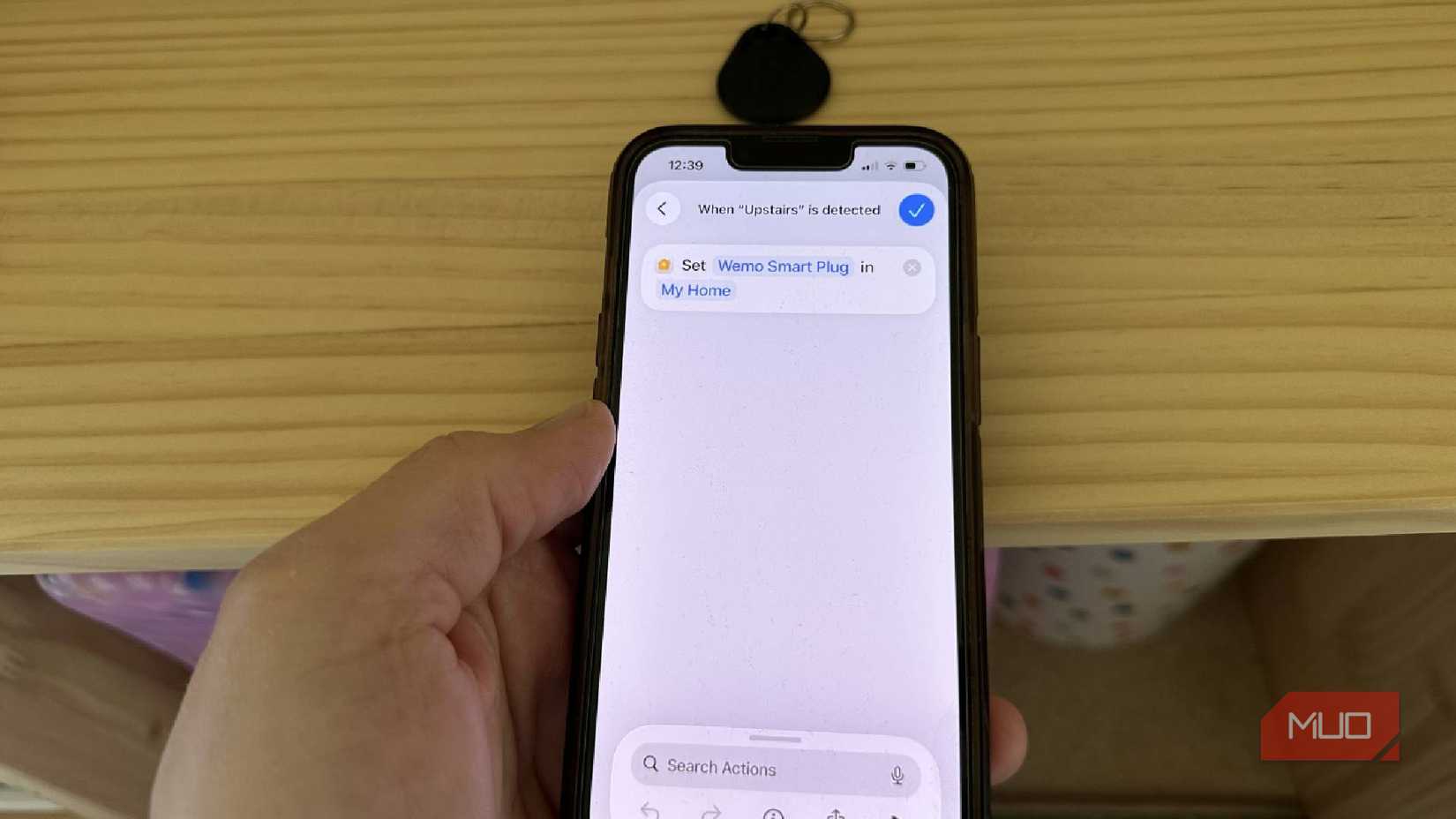 குறுக்குவழிகள் மற்றும் NFC குறிச்சொல் மூலம் உருவாக்கப்பட்ட ஆப்பிள் ஹோம்கிட் ஆட்டோமேஷன்.