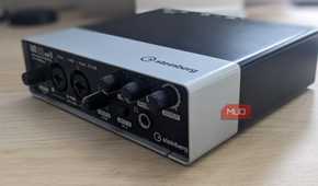 Right side view of the Steinberg UR22 mkII interface