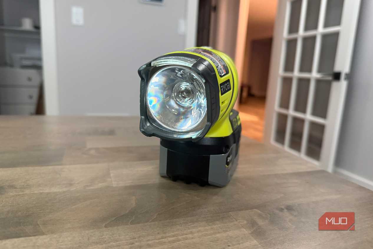 Ryobi flashlight close up of lens
