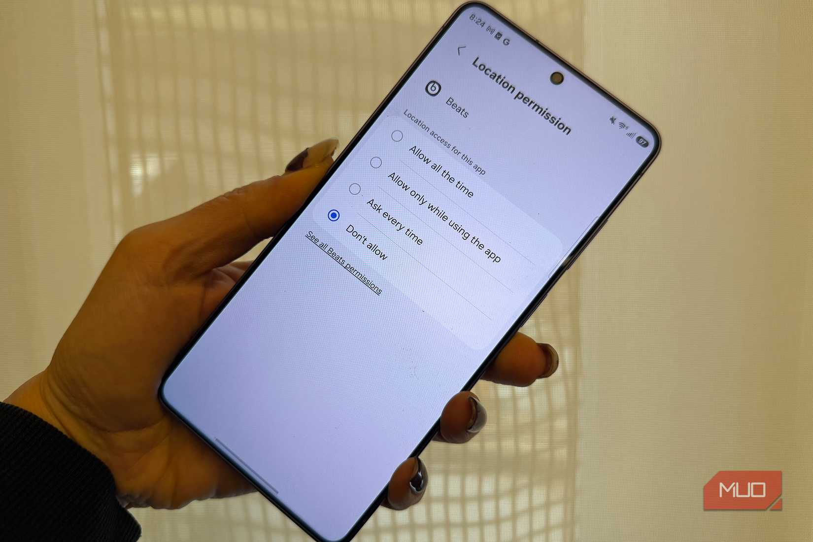 Samsung Galaxy S26 Ultra の位置追跡許可メニュー。
