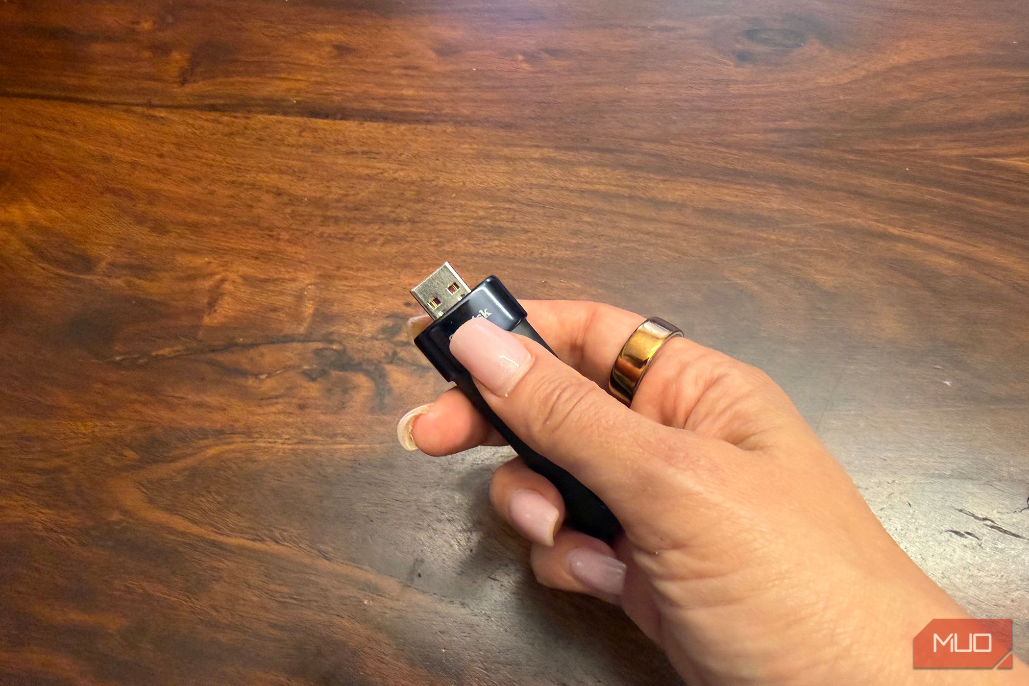 The USB drive in your drawer is slowly losing your data right now