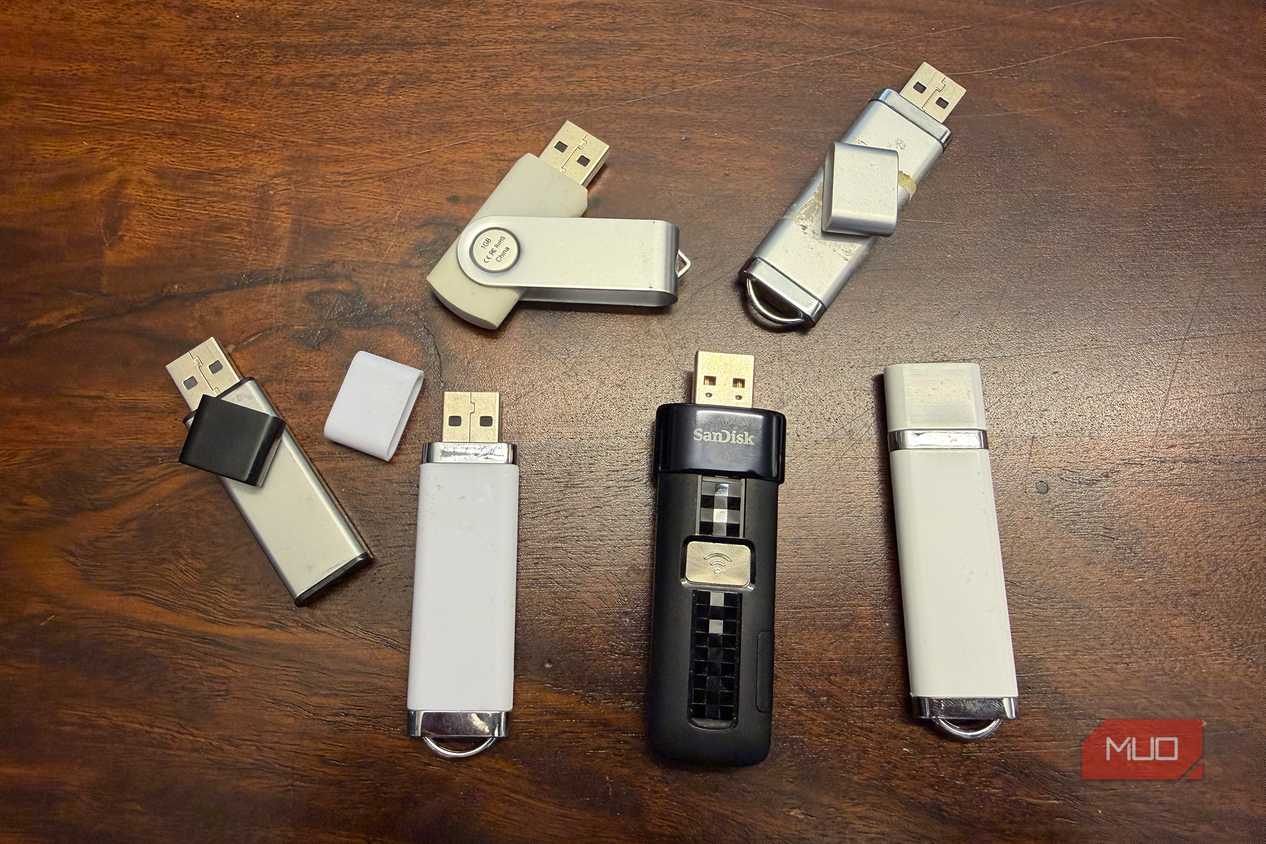 Drawer Computer Drive The USB drive in your drawer is slowly losing your data right now