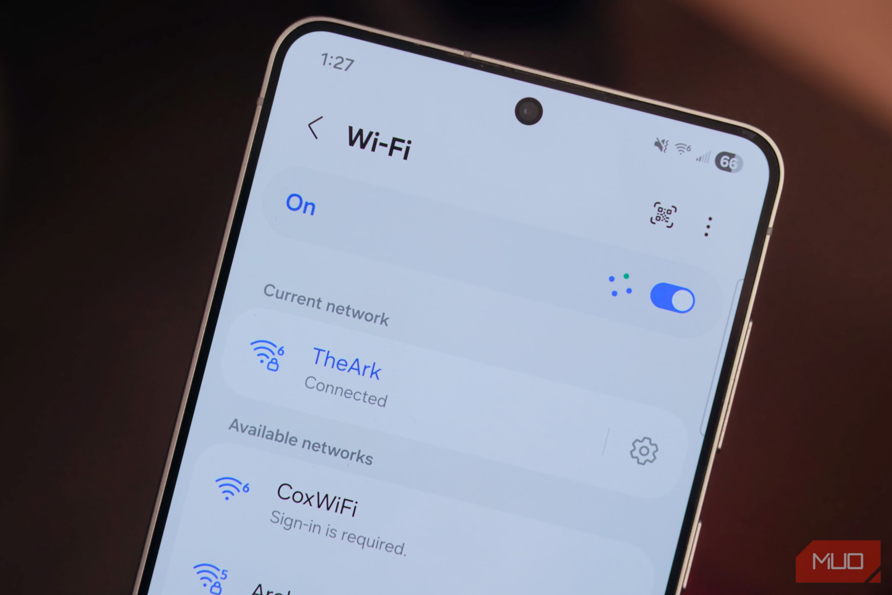 Wi-Fi 6 connection for a network.