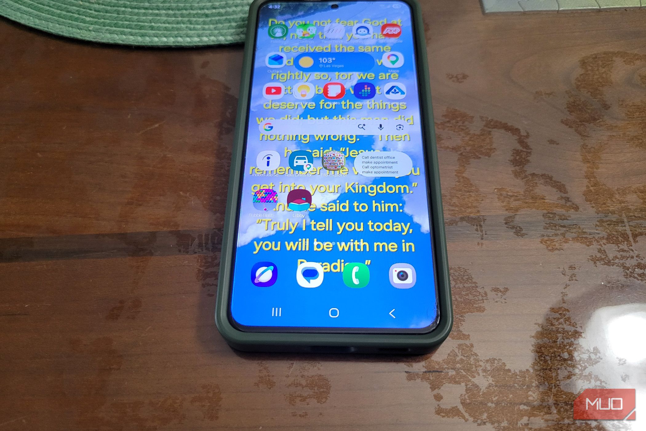 There's a real reason most Android phones still ship with three buttons ...