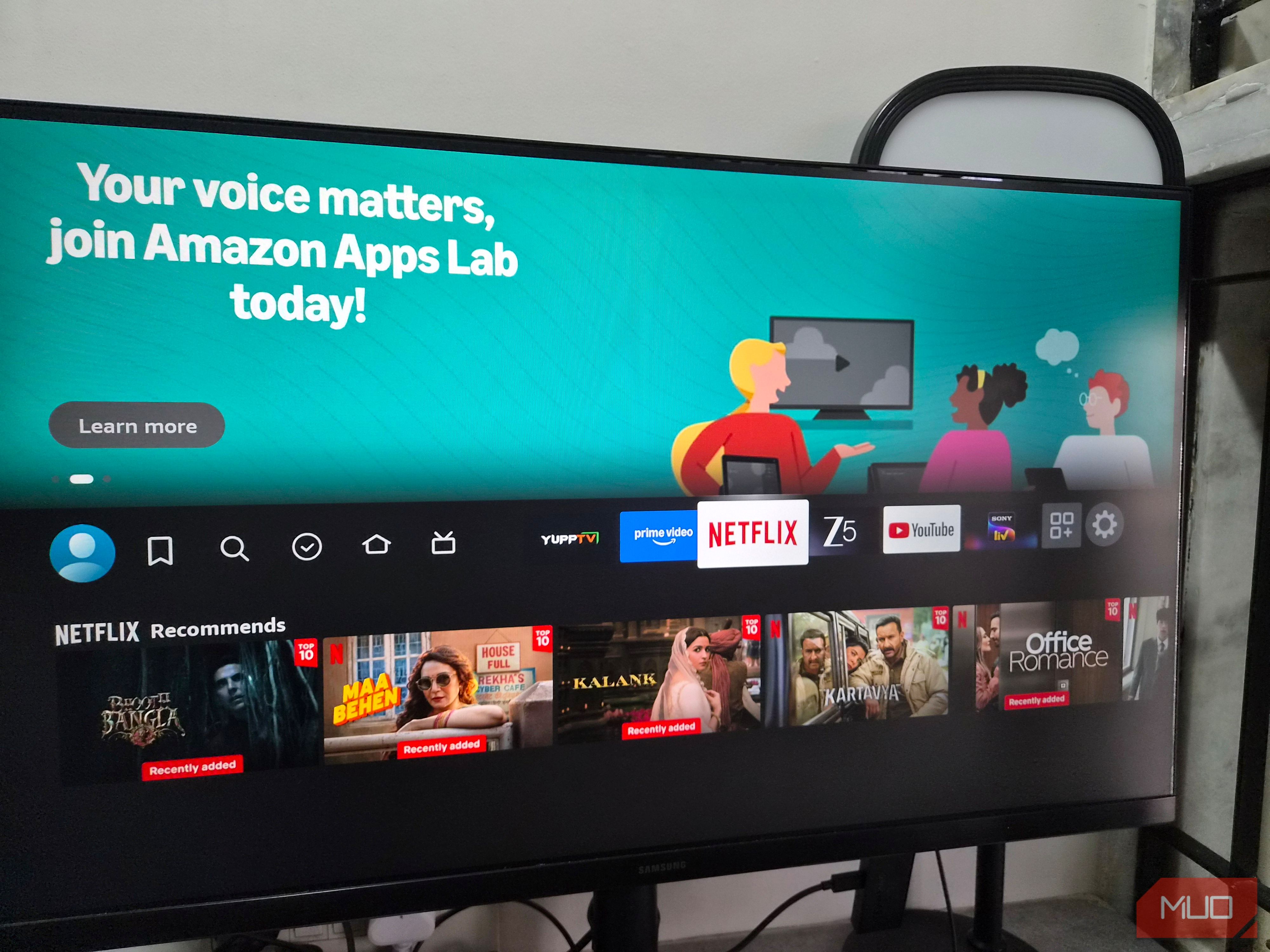 A cheap streaming stick is the best upgrade my old monitor ever got