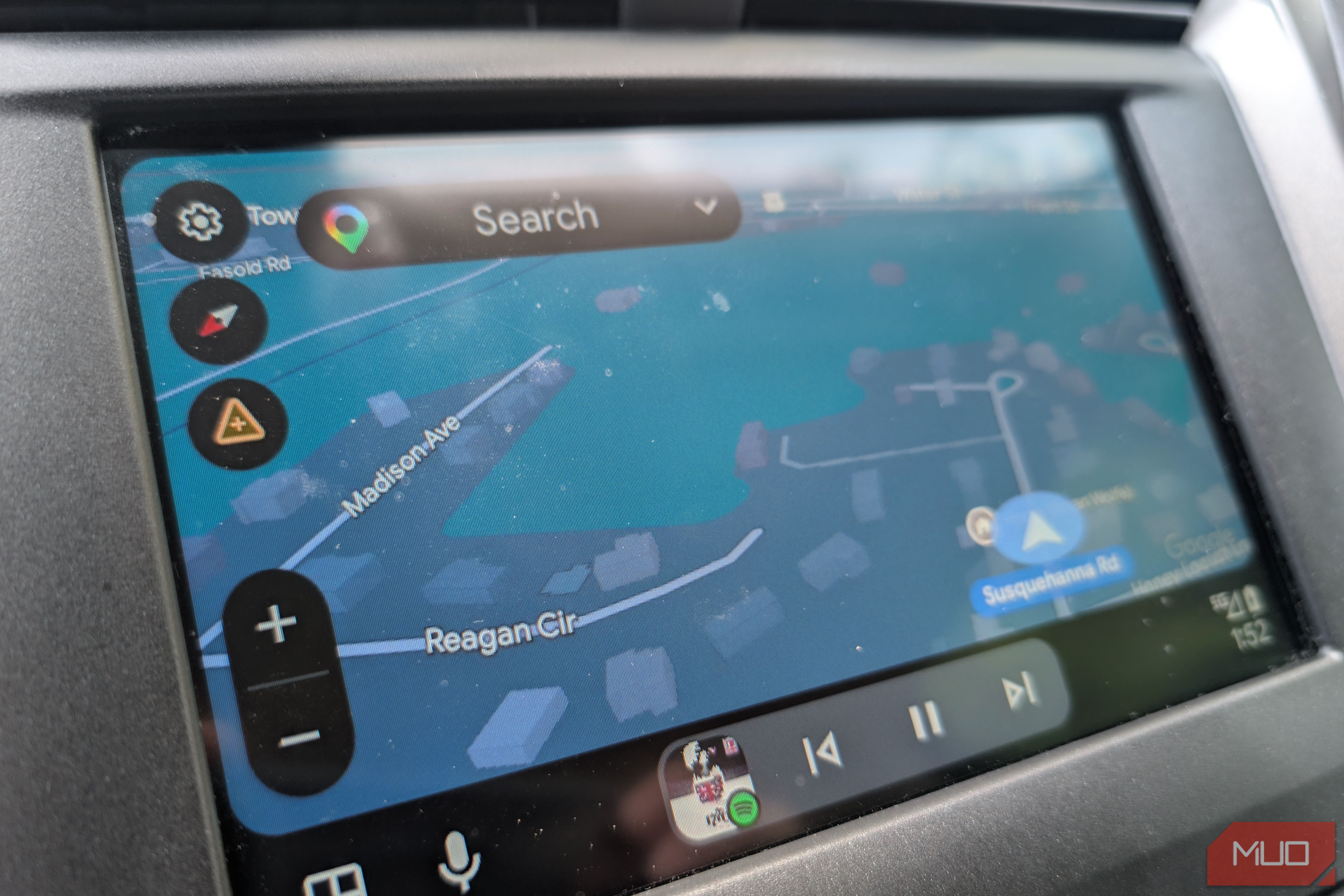 I changed one Android Auto setting and Google Maps night mode finally worked like it should