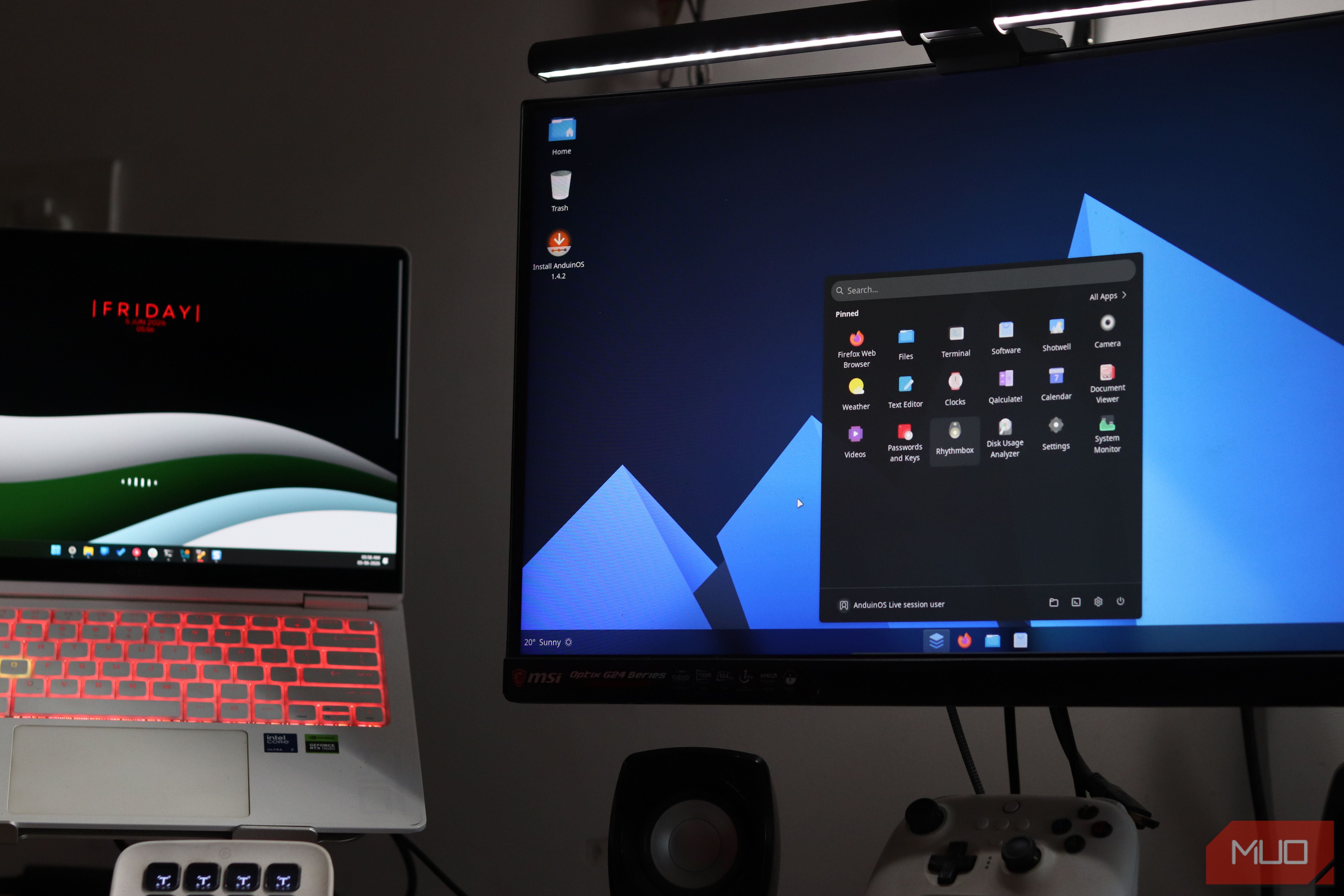 AnduinOS and Windows running together.