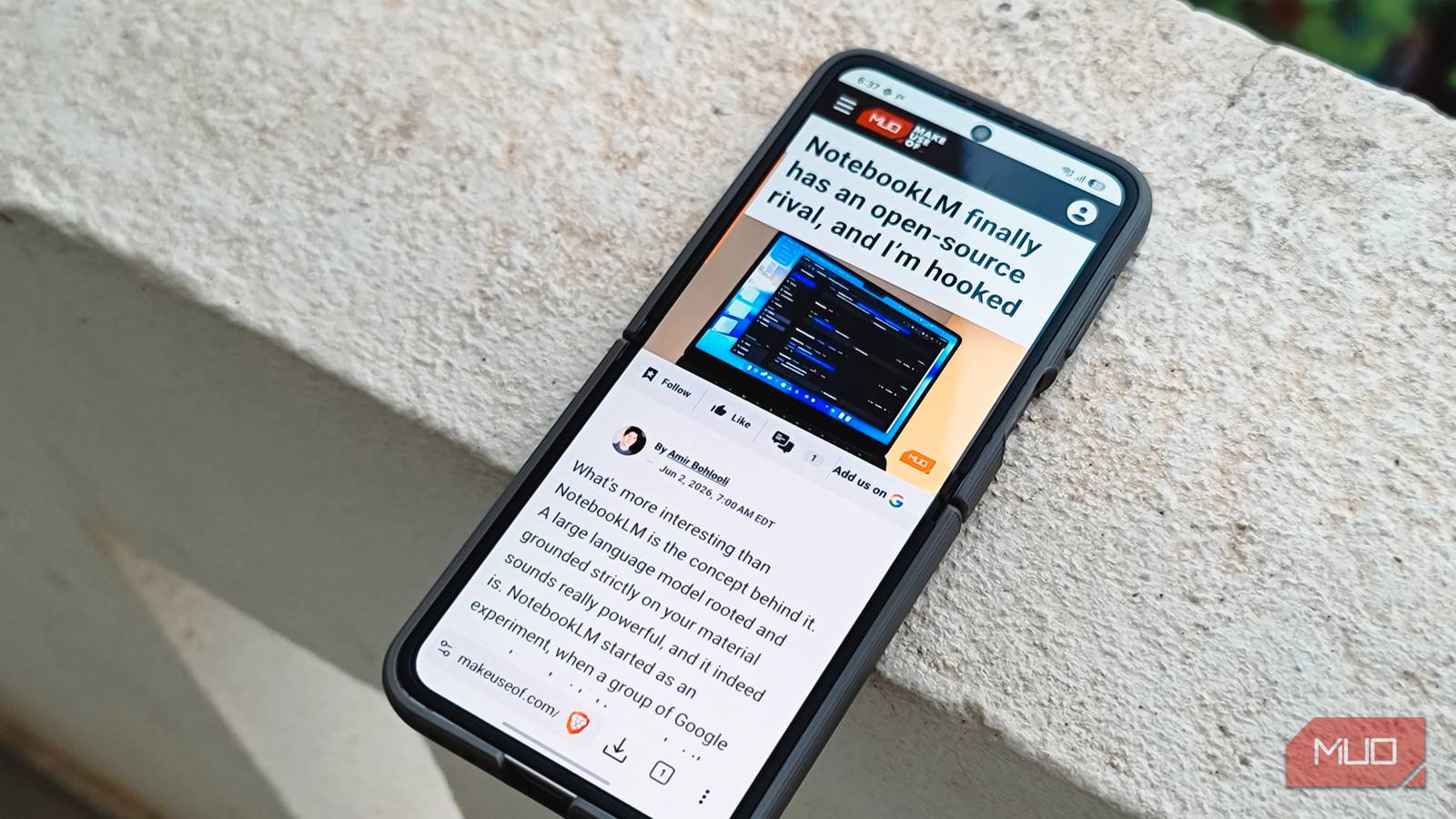 Brave browser open in Samsung Galaxy Z Flip 6