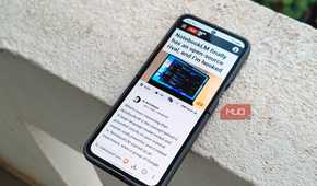 Brave browser open in Samsung Galaxy Z Flip 6