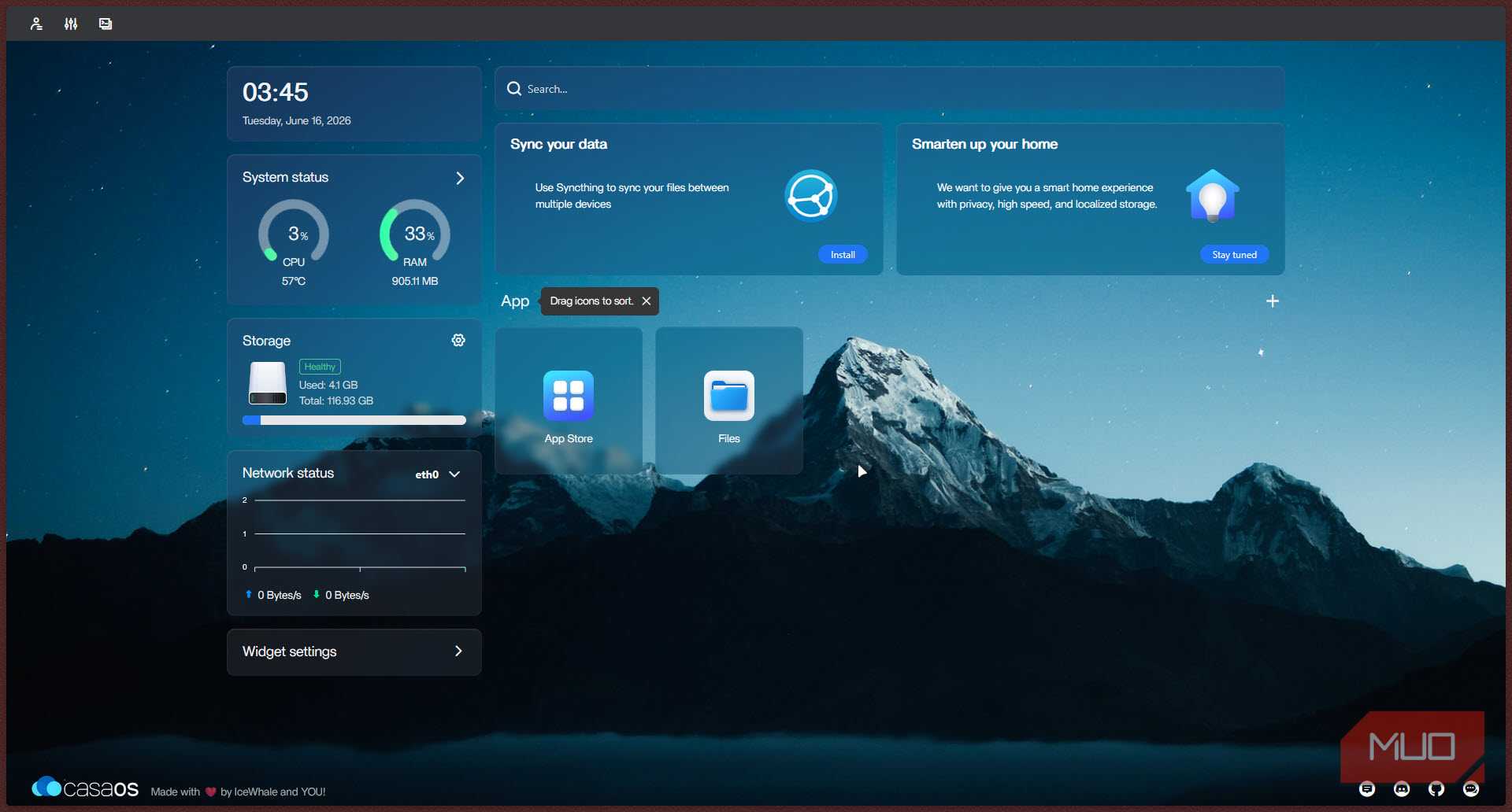 CasaOS default web dashboard.