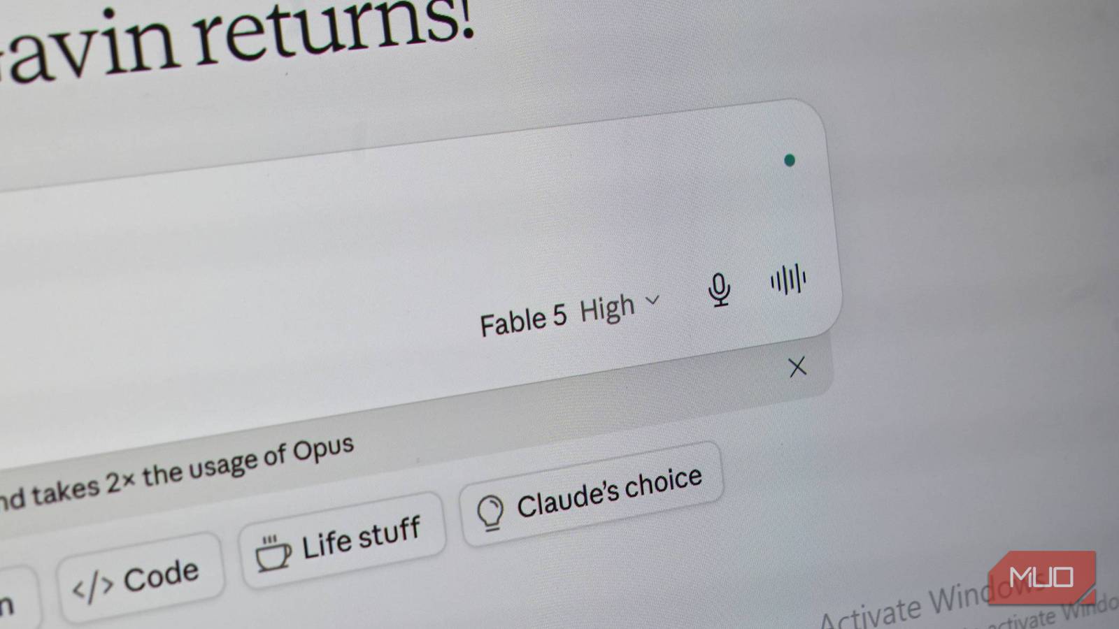 Selecting Fable 5 model in the Claude window