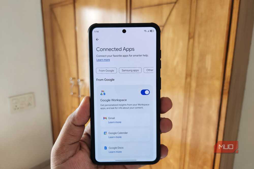 Меню подключенных сервисов и приложений в Google Gemini