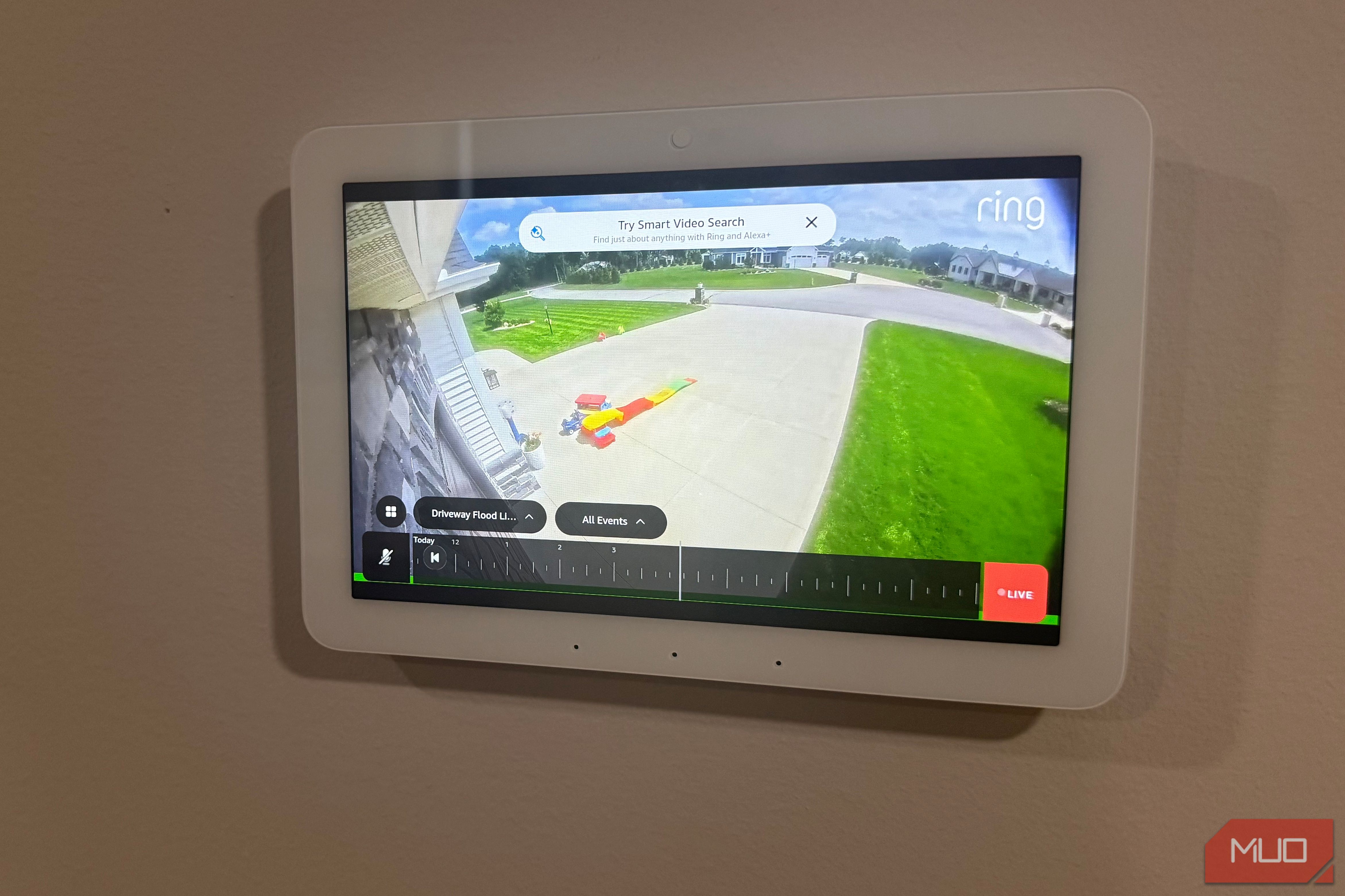 Echo Hub viewing Ring driveway floodlight camera feed