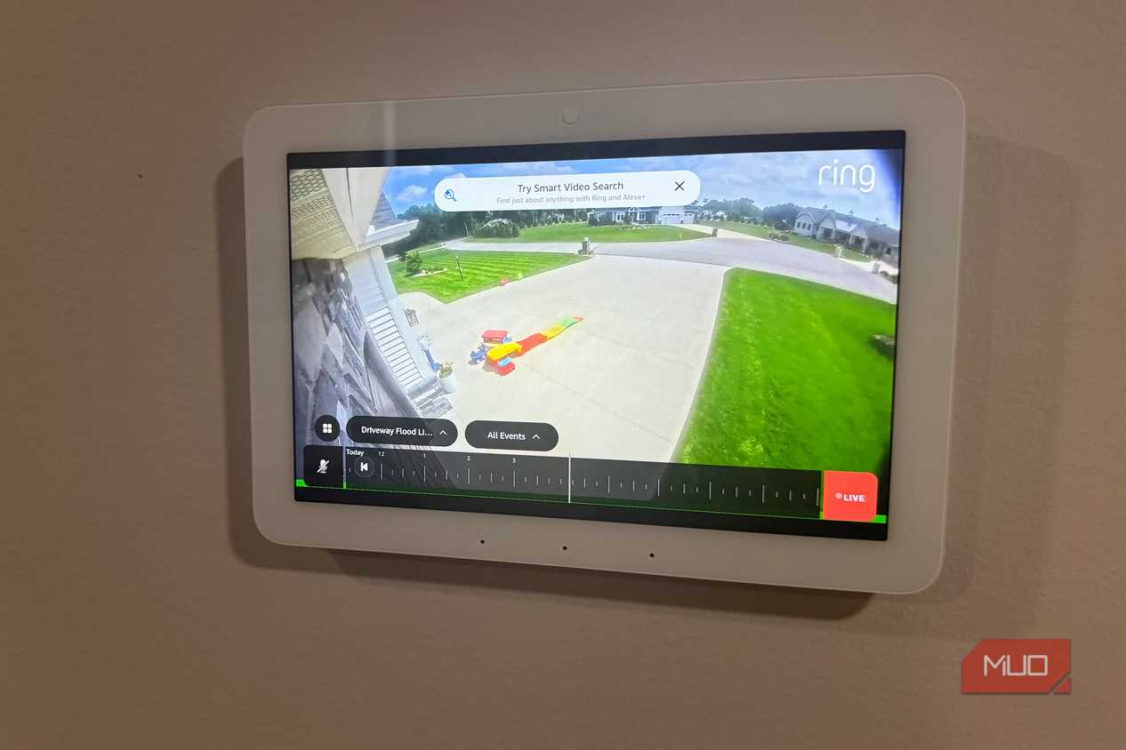 Echo Hub viewing Ring driveway floodlight camera feed