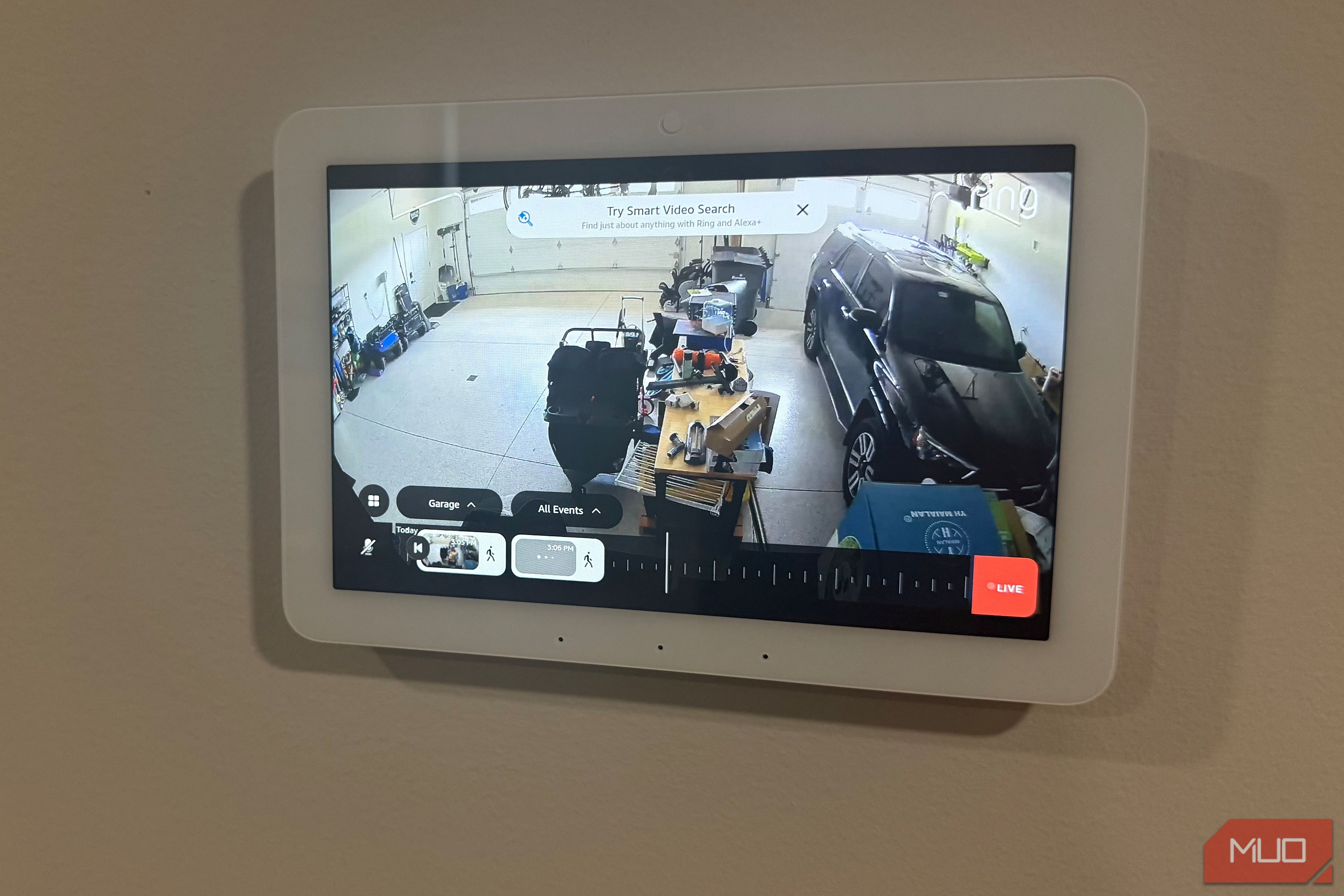 Echo Hub viewing Ring garage camera feed