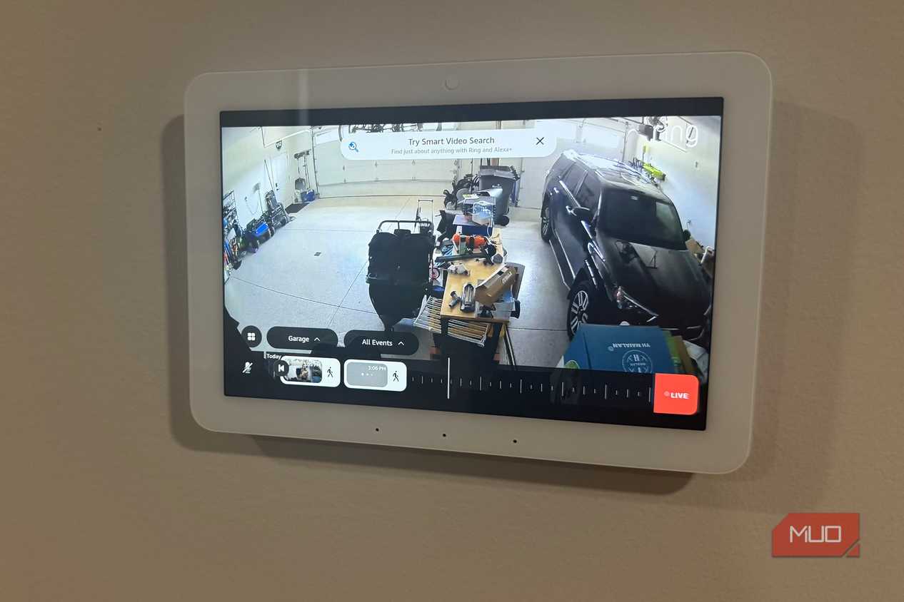 Echo Hub viewing Ring garage camera feed